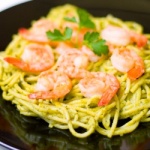 Receta de tallarines con gambas y especias