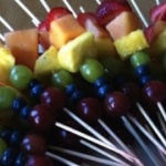 receta de brochetas de fruta