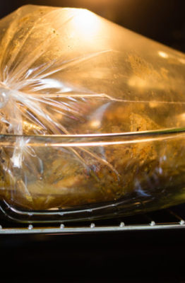 Cómo cocinar carne en bolsas al horno