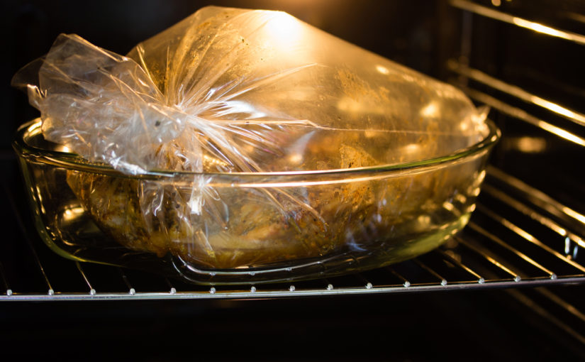 Cómo cocinar carne en bolsas al horno