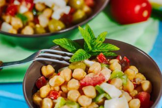 preparar ensalada legumbres